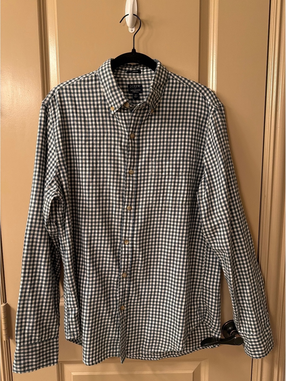 J.Crew Classic Brushed Twill Button-Down Shirt Medium